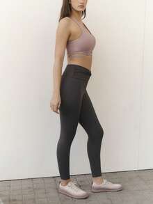 Nöista Sporty Leggings Feature A High Crossover Waistband With A Compression Effect And Butt Lifting Effect. - Dark Grey - View 5