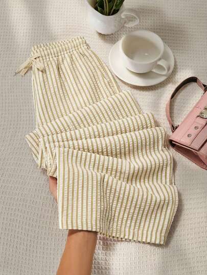 Sparklyn Tween GirlsCasual Fashion White & Pink Floral Striped Bow Loose Pants, Summer Outfits, Soft & Comfortable Loose Fit, Versatile For Vacation, Travel, Campus, Daily Wear