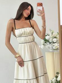 Aloruh 女士新款吊带露背浅杏色休闲优雅亚麻质感连衣裙，黑色丝带装饰，适合度假、海滩、日常休闲、节日、毕业典礼、商务休闲、夏日连衣裙等场合。 - 杏色 - 查看 7