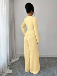 Elenzga 女款淡黃色兩件套，優雅V領收腰不對稱西裝，長袖上衣與寬腿長褲，適合秋冬半正式職場穿著 - 淡黃色 - 查看 2