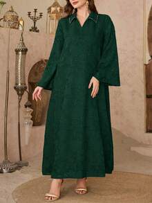 Modelyn Gaun Mewah Elegan Lengan Panjang Longgar dengan Kerah Kemeja Bertekstur Kain Jacquard dan Dekorasi Rhinestone - Dark Green - View 4