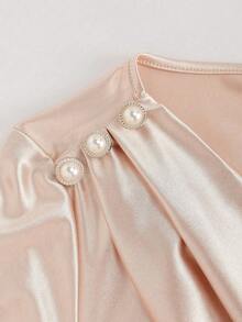 Franclia 2026款奢华缎面垂褶修身短袖连衣裙，优雅时尚高端显瘦夏季正式礼服，肩部饰以珍珠，腰部褶皱A字廓形，尽显优雅、法式、温柔的女士优雅连衣裙 - 杏色 - 查看 5