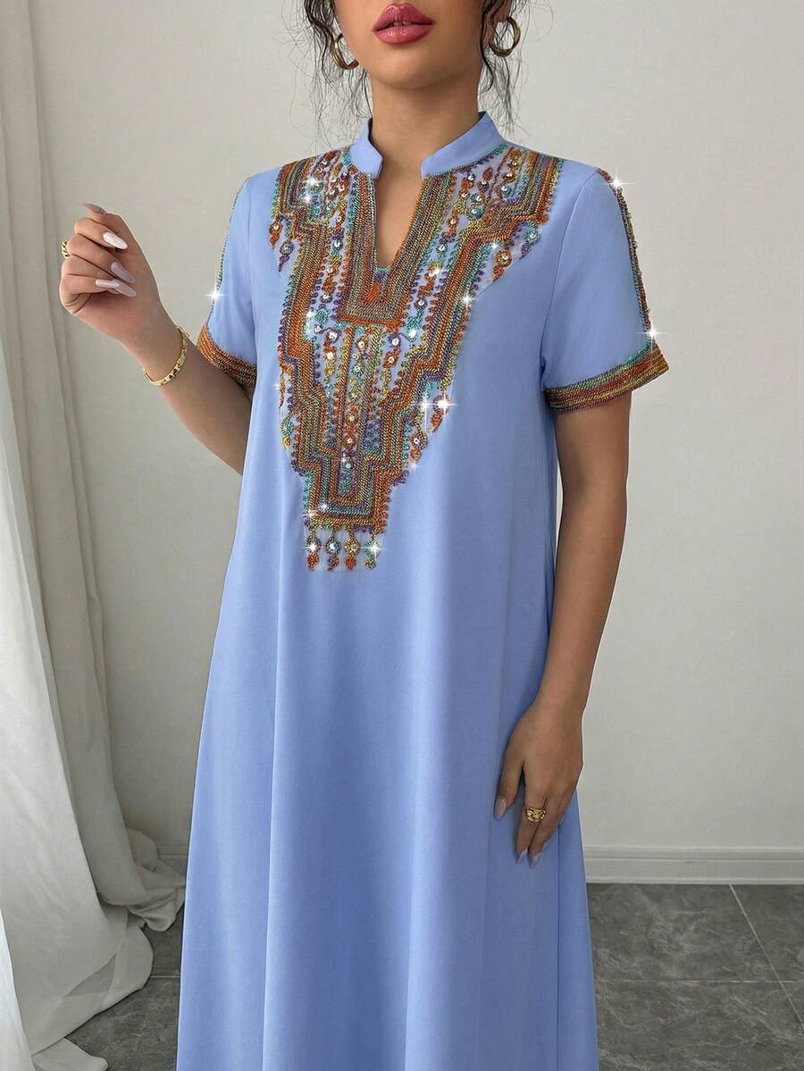 Rafferiza Đầm dài dáng rộng cổ tàu thêu họa tiết tương phản màu sắc, đính đá lấp lánh dành cho nữ. - Xanh da trời - Xem 1