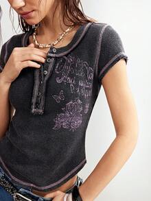 Bohemela 波西米亚风春夏女式T恤，黑色复古图案印花T恤，适合外出穿搭、休闲通勤、度假、情人节、音乐节、假日、海滩度假、返校、狂欢节、复活节、夏季、节日等各种场合，美式休闲风，Y2K风格女式休闲上衣 - 黑色 - 查看 4