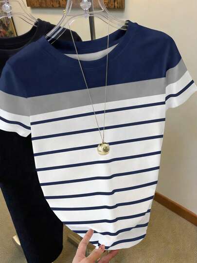 Resyla Camiseta blanca de mujer con estampado de rayas de color azul real, perfecta para el verano, camiseta de moda, camiseta de moda, regalo para hermanos, regalo para hermana, regalo para madre, regalo del Día de la Madre, tops casuales pero de moda