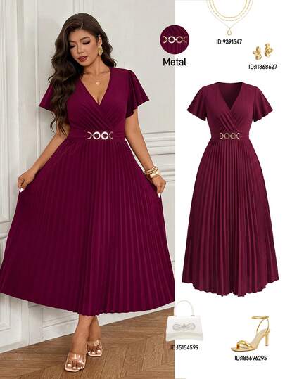 Femmeverse Plusstorlek damklänning med V-ringning, utsvängd ärm, veckad klänning med knappdekor i enfärgad färg