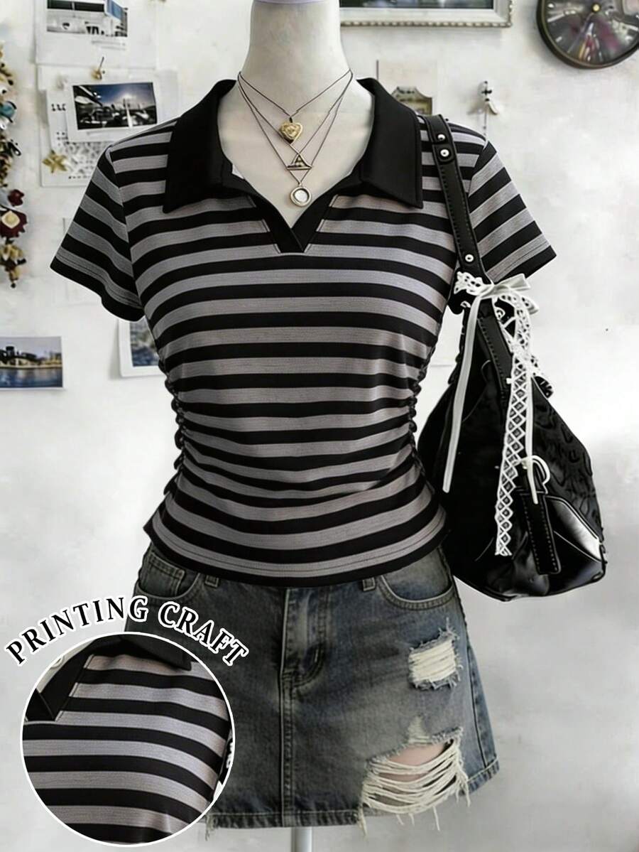 Lalippa 女士条纹翻领短袖褶皱休闲T恤 - 黑色 - 查看 1