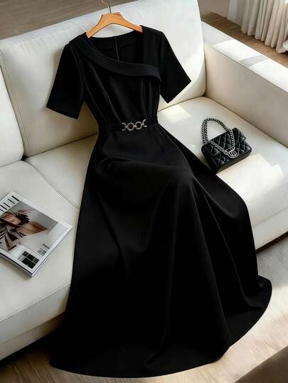 GlowEve CURVE 大码女式金属扣编织面料短袖A字宽松休闲连衣裙，优雅百搭，适合日常、工作、度假、春夏穿着。