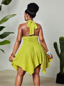 Maweii Đầm cổ yếm thanh lịch dành cho nữ cỡ lớn, chất liệu vải dệt jacquard co giãn cao cấp, cúc trang trí kim loại, nơ thắt ở cổ sau, chống nhăn, thiết kế thắt eo, vạt bất đối xứng, hở lưng, phù hợp cho tiệc tùng, lễ hội âm nhạc, kỳ nghỉ biển, thiết kế đa năng. - màu xanh lá - Xem 2