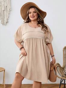 SHEIN CURVE+ Curve 尺码 US22 音乐节、海滨度假、波西米亚瑞士圆点撞色蕾丝蝙蝠袖衬衫 - 杏色 - 查看 8