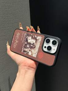 HARRY POTTER X SHEIN 这款哈利波特主题二合一图案手机壳采用TPU+PC材质，结合了防震哑光质感和皮革般的触感，有效防止手汗。精致的心形图案有效保护您的手机，兼容iPhone 14/15和16/17 Pro Max。 - 彩色 - 查看 2