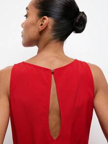 Maija Vestido corto de verano de diseño minimalista elegante, sin mangas y de unicolor para mujer - Rojo - Ver 5
