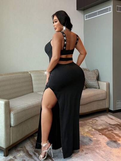 NU&NOW 2026春夏新款大码女装性感高开衩修身连衣裙，优雅迷人，适合新年派对、毕业舞会、角色扮演等场合。