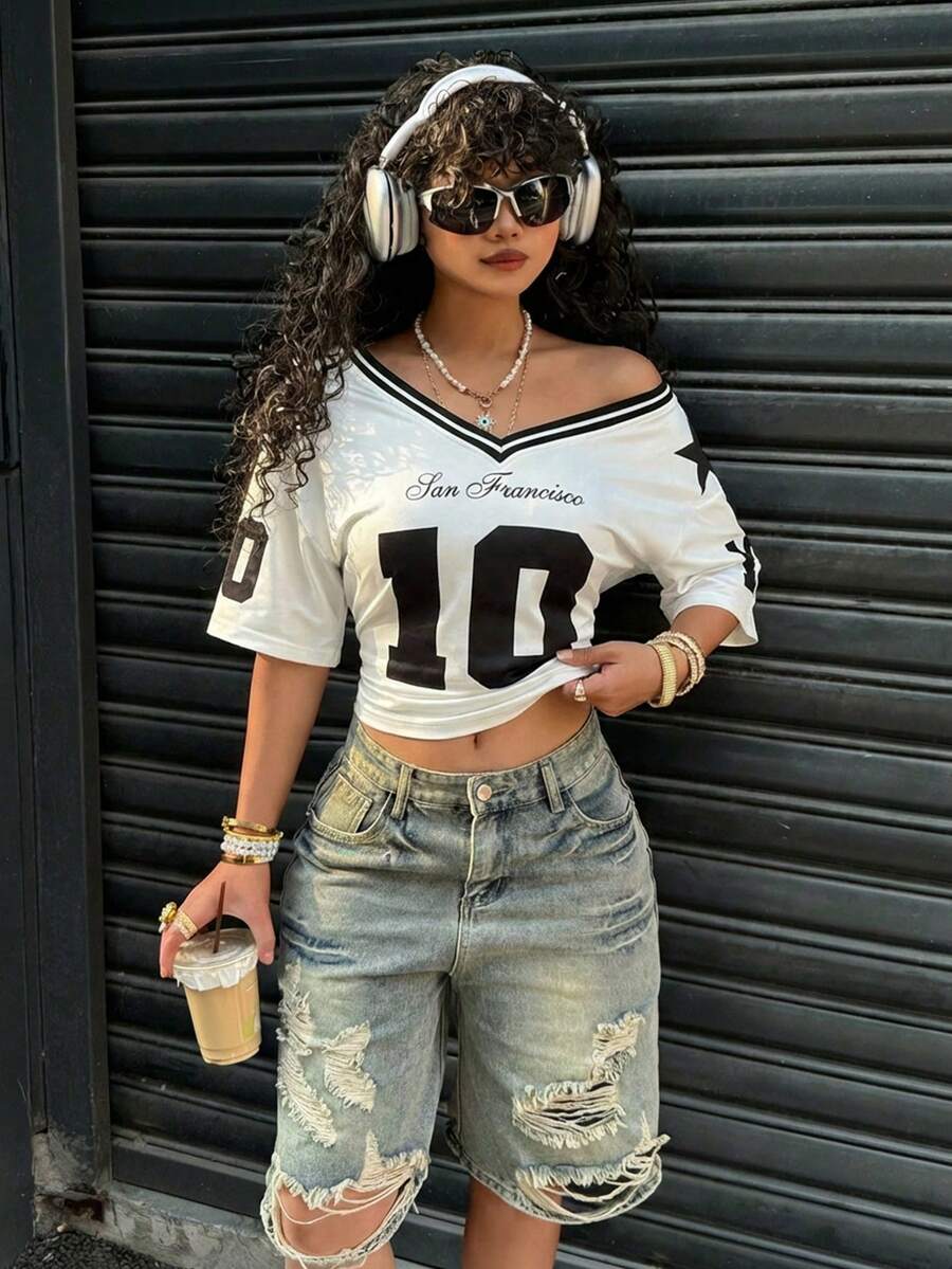 Muchica Áo thun ngắn tay nữ in họa tiết phối màu tương phản - trắng - Xem 1