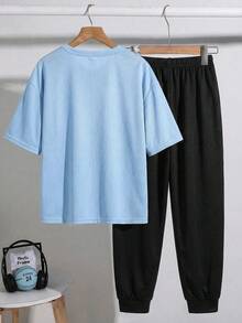 SHEIN 2pcs/Set Tween Boy Casual Colorblock Sports Graphic Round Neck Short Sleeve Top And Pants Set, Suitable For Commuting, School, Daily Casual Wear, Sports, Spring/Summer - Blue - View 2