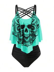 SHEIN Swim Curve 大码骷髅印花不对称下摆吊带泳衣上装和纯色吊带泳裤套装 - 彩色 - 查看 1