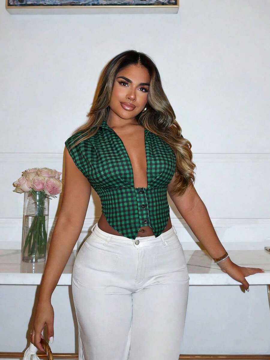 Xyvia 女士春夏新款复古休闲格子V领纽扣短款短袖衬衫，百搭日常穿着 - 綠色 - 查看 1