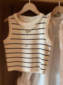 GlowEve CURVE Áo tank top dệt kim không tay kẻ sọc đen trắng phong cách retro mùa xuân dành cho nữ, kiểu dáng tối giản đa năng phù hợp cho công sở. - Đen và trắng - Xem 3