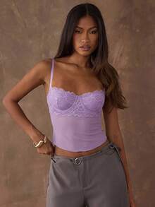 SHEIN BAE Atasan Camisole Wanita Kasual Sehari-hari untuk Perjalanan, Warna Polos, Kontras Renda, Bagian Belakang Berlubang, Tanpa Punggung, dengan Kawat Penyangga, Panjang Pendek - Mauve Purple - View 4