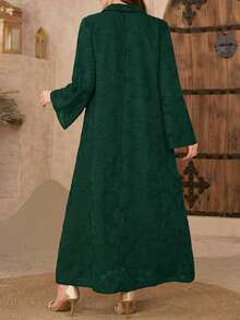 Modelyn Gaun Mewah Elegan Lengan Panjang Longgar dengan Kerah Kemeja Bertekstur Kain Jacquard dan Dekorasi Rhinestone - Dark Green - View 2