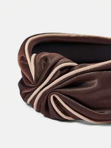 MOTF PREMIUM PLEATED HEMMING HEADBAND - Chocolate Brown - View 7