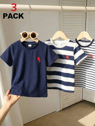 3件装男童骑士骏马印花短袖T恤，纯色藏青色、白色、藏青色白条纹圆领T恤，适合休闲、度假、运动、夏季穿着