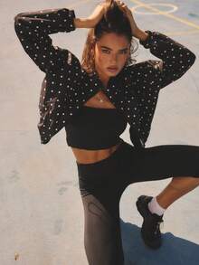 Aralina Áo khoác ngắn chấm bi có khóa kéo, cổ đứng, nhẹ, kiểu dáng thường ngày, thích hợp cho mùa xuân, đi nghỉ mát, phong cách đường phố dành cho nữ. - Đen và trắng - Xem 8