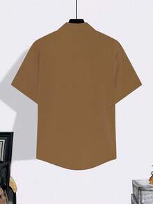 Manfinity Homme Áo sơ mi nam cỡ lớn, màu trơn, cài một hàng khuy, tay ngắn, kiểu dáng thường ngày, có túi. - màu nâu - Xem 2