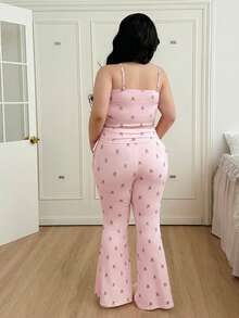 CovetEZ Bộ đồ 2 món màu hồng cỡ lớn, kiểu dáng thường ngày, hình gấu dễ thương: áo hai dây và quần ống loe. - Hồng - Xem 2