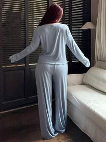 Dazy Plus Bộ đồ ngủ 2 món họa tiết hoa nhí gồm áo hai dây và quần, thích hợp cho mùa xuân/hè. - Màu xanh nhạt - Xem 5