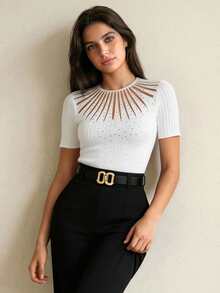 Chiquease Áo dệt kim tay ngắn màu trơn tối giản dành cho nữ, thích hợp mặc hàng ngày, đính đá lấp lánh. - trắng - Xem 1