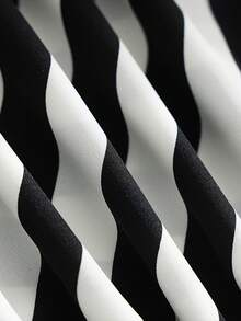 Franclia Đầm chữ A nữ thanh lịch họa tiết sọc, thắt lưng kim loại, chất liệu cao cấp, thời trang thường ngày, đa năng, thích hợp cho mùa hè. - Đen và trắng - Xem 5