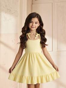 SHEIN 1 pieza Vestido de tirantes finos de verano para niñas con lazo, color amarillo, dobladillo con volantes, vestido casual y lindo para vacaciones y escuela - Amarillo - Ver 6