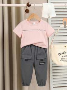 SHEIN 男婴/女婴可爱休闲字母印花宽松短袖T恤和工装裤套装，适合春、夏、秋季穿着 - 彩色 - 查看 4