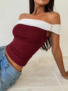 Aloruh Women's Contrast Color Off-Shoulder Fitted Fashionable T-Shirt - Red - View 3