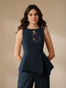 Áo tank top nữ dáng chữ A ôm eo, thêu họa tiết thanh lịch, vạt áo bất đối xứng - Màu xanh hải quân - Xem 6