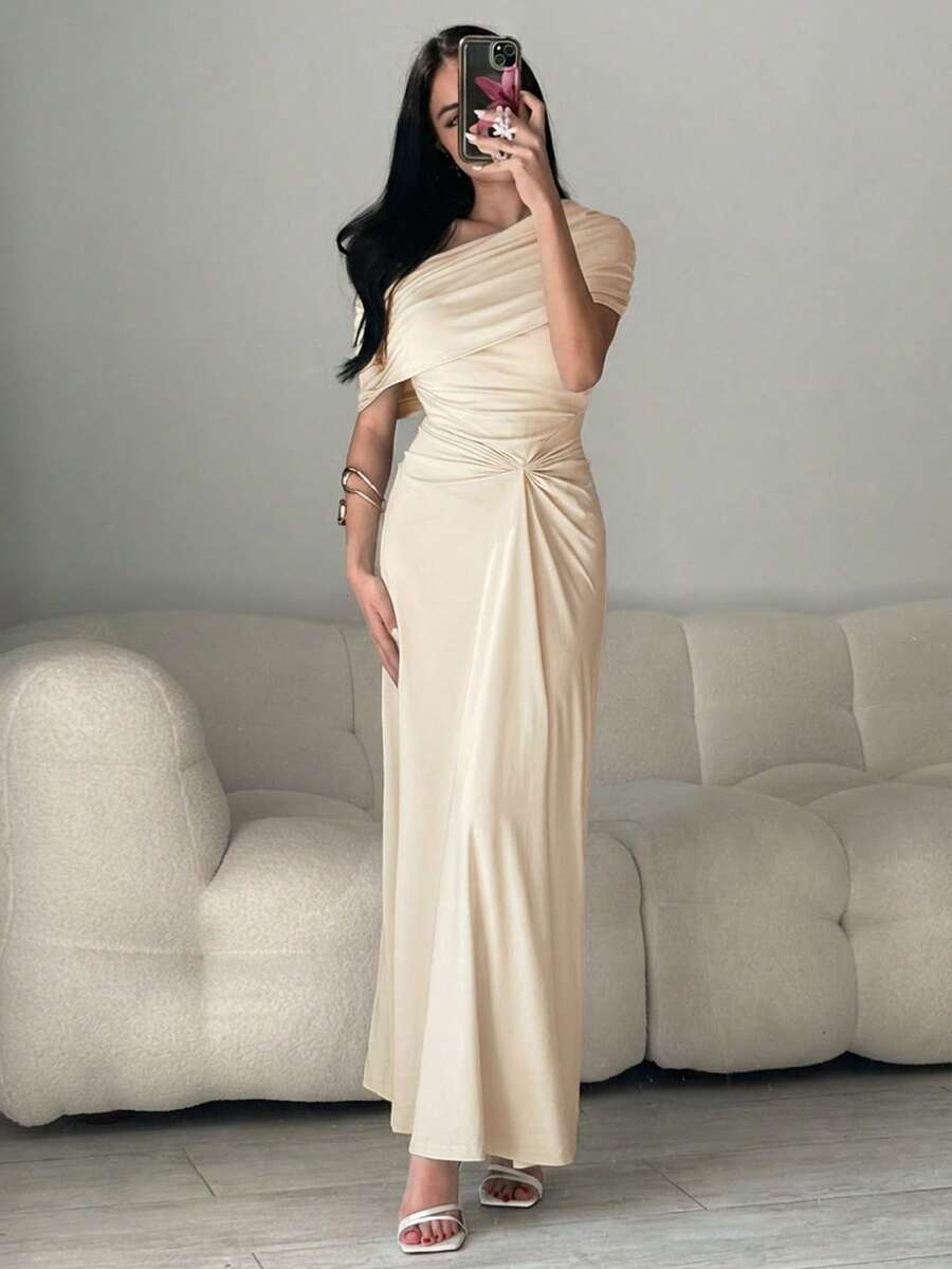 Modelyn 婚礼季、春夏休闲优雅通勤、日常约会、生日派对、办公室穿着、闺蜜小聚、高端宴会、派对,露肩裹身领无袖前褶设计,修身长裙,薄荷绿针织女士超长连衣裙 - 杏色 - 查看 1