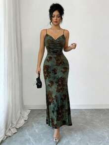 Rafferiza 女士褶皱花卉植绒无袖深V领连衣裙，适合正式场合、浪漫约会和日常穿着。 - 綠色 - 查看 5