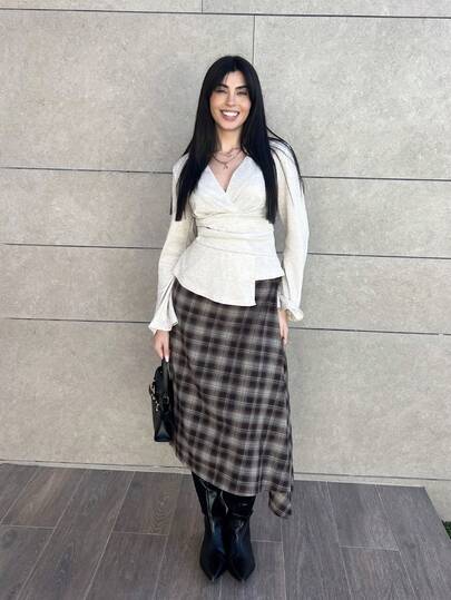 Hitanina 2025新款极简主义冬季女士棕色格子裹身不对称下摆时尚百搭半身裙，适合外出、休闲、圣诞节派对、新年等正式场合，秋季和冬季皆宜。