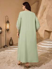 Al Najma Plus Size Solid Color Lace Trim Women Turkish Long Tunic, Arabic Traditional Maxi Dress - Green - View 2