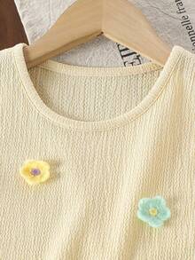 SHEIN 女童无袖连衣裙，蓝/黄/粉三色3D立体花卉图案，休闲简约优雅连衣裙，甜美可爱夏季童装 - 卡其色 - 查看 5