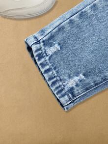 SHEIN Jeans para niñas, de algodón cómodo, diseño desgastado, uso casual diario, adecuado para salidas, fiestas, viajes, regreso a la escuela, nueva llegada, pantalones vaqueros versátiles para exteriores y transporte - Azul lavado medio - Ver 5
