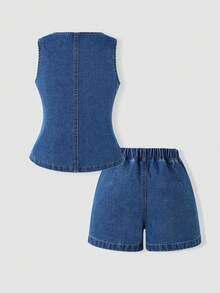 SHEIN Conjunto de jeans para meninas pré-adolescentes, modelo verão, estilo europeu e americano, sem mangas, cintura alta, com regata e shorts em jeans azul escuro, conjunto de duas peças, ideal para uso casual, esportivo, diário, básico, para férias e verão. Conjunto de jeans infantil para meninas. - Lavagem escura - Ver 3