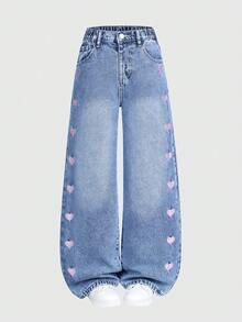 SHEIN 女童 Y2K 新款粉色愛心刺繡直筒寬鬆修身牛仔褲，舒適優質棉質丹寧，中藍色水洗效果，柔軟棉質面料，適合日常穿著、度假、上學、通勤、派對、居家、節慶 - 中等水洗藍 - 查看 3