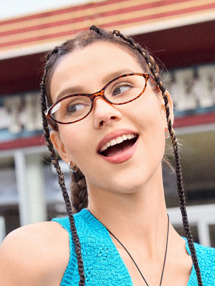 Fashionable Women's Small Frame Oval Stylish High-End European And American Versatile Transparent Glasses, Essential For Commuting And Back To School - Clear - View 1