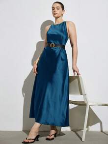 Aveloria Modichic Rochie maxi minimalistă de lux, fără mâneci, linie A, design asimetric simplu și elegant, material acetat satinat, mărime mare flatantă, versatilă pentru purtare zilnică și în straturi - Albastru - Vizualizare 3