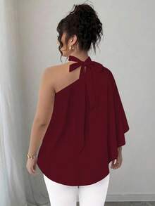 SHEIN Elenzya Blusa asimétrica con hombros y cuello de corbata estampada para tallas grandes - Burdeos - Ver 2