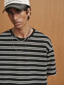 TOKVUE Camiseta casual de manga corta de cuello redondo con estampado de rayas para hombre, verano - Blanco y Negro - Ver 5