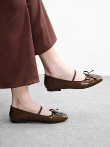 CUCCOO BIZCHIC Women's Casual Solid Color Bow Decor Versatile Flat Loafers For Christmas - Mocha Brown - View 4