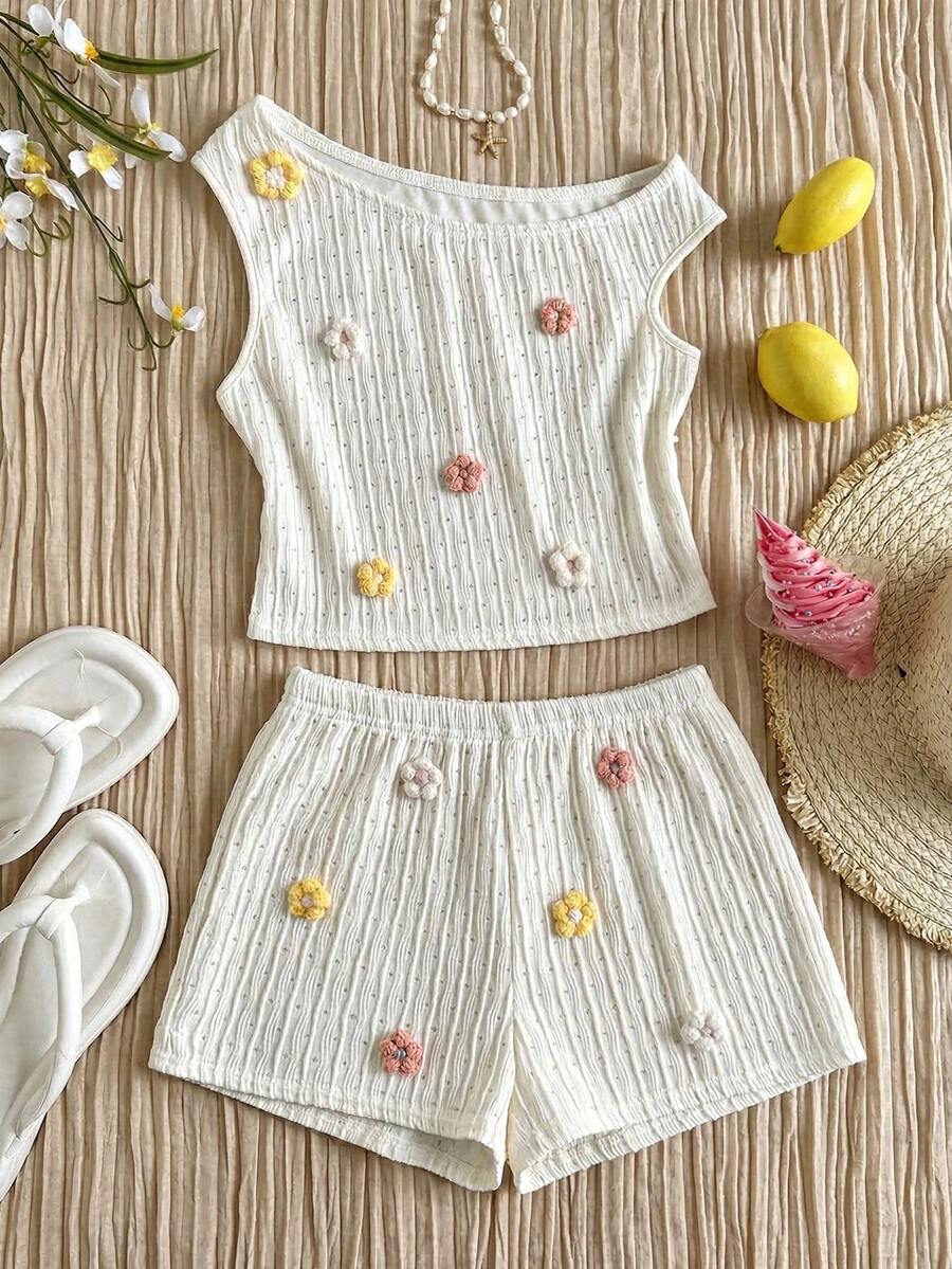 SHEIN 2pcs Tween Girls Cute Off-White Summer Vacation Holiday Outfit,Asymmetric Crochet Floral Decor Textured Cropped Off Shoulder T-Shirt And Shorts Set - Beige - View 1